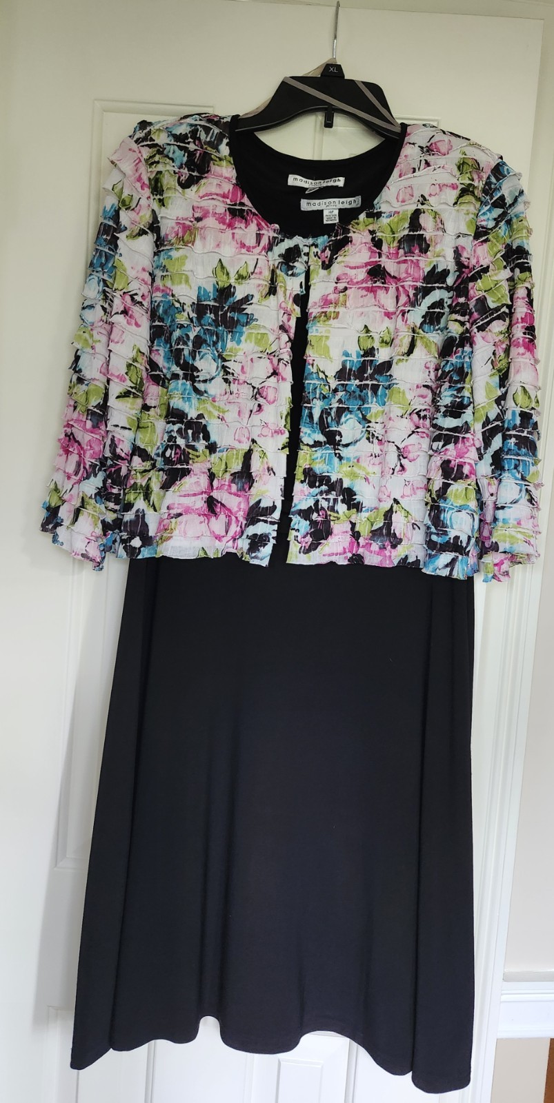 Women’s Dress Madison Leigh Petite 2 Piece Dress and Jacket Black & Floral 14P