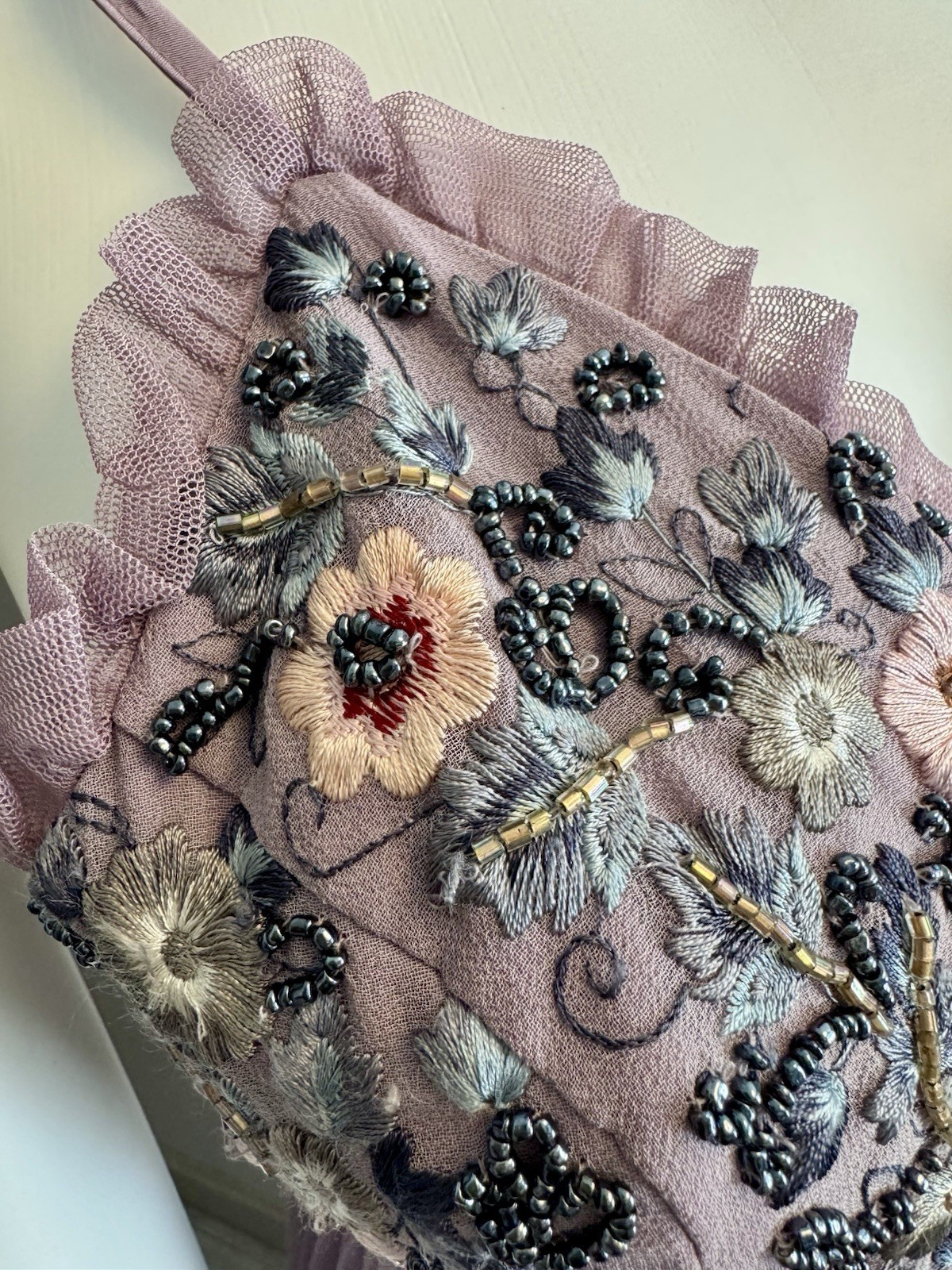 Mauve Floral Embroidered and Beaded Tulle Midi Dress size Medium