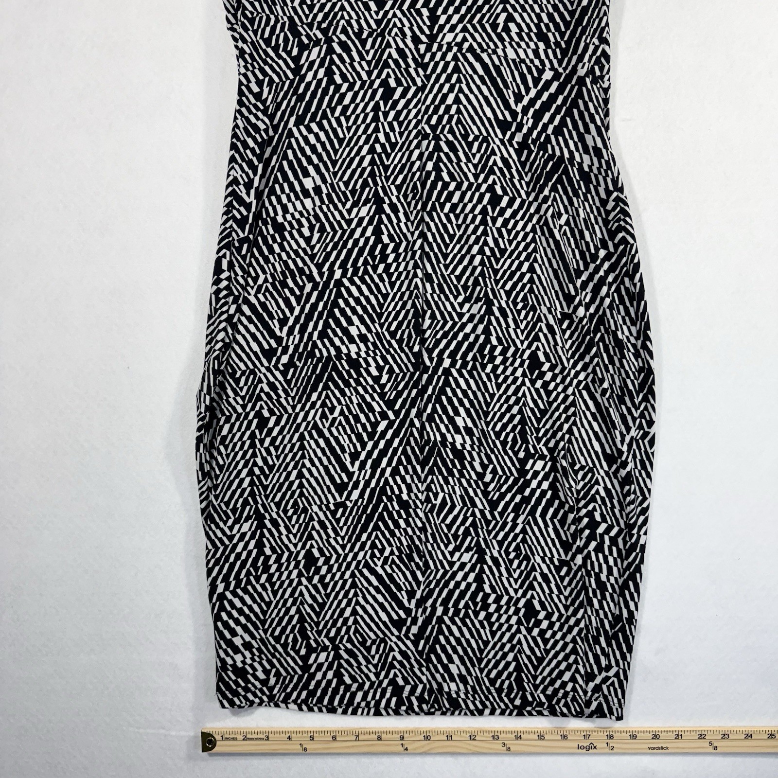 Vtg. Enfocus Studio Women’s Side Ruched Sheath Dress Black & White – Size 14W