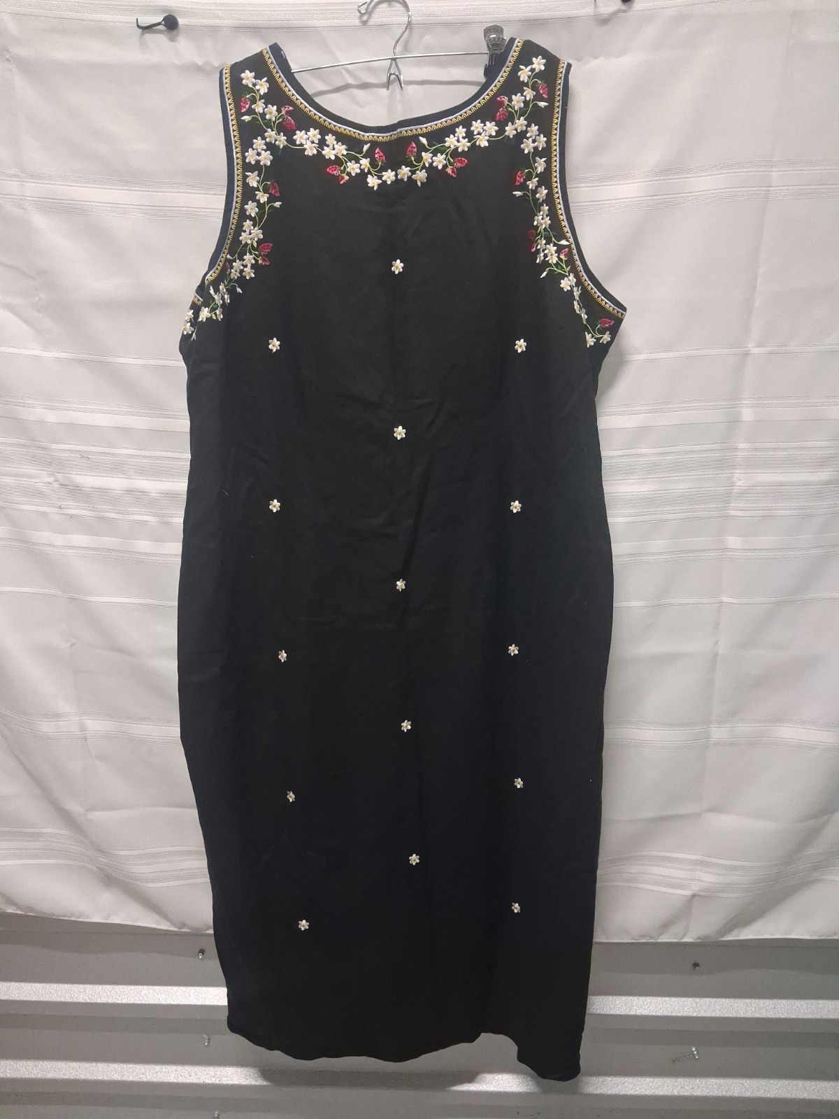 Ultra Dress New Youk Sleeveless Blacj With Embroidered Flowers Size 24W