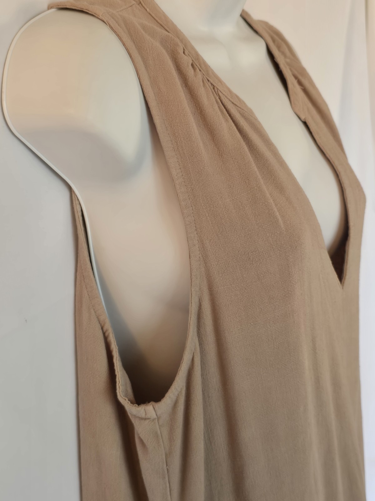 Splendid Beige Sleeveles V Neck A Line Dress Sz L NWT
