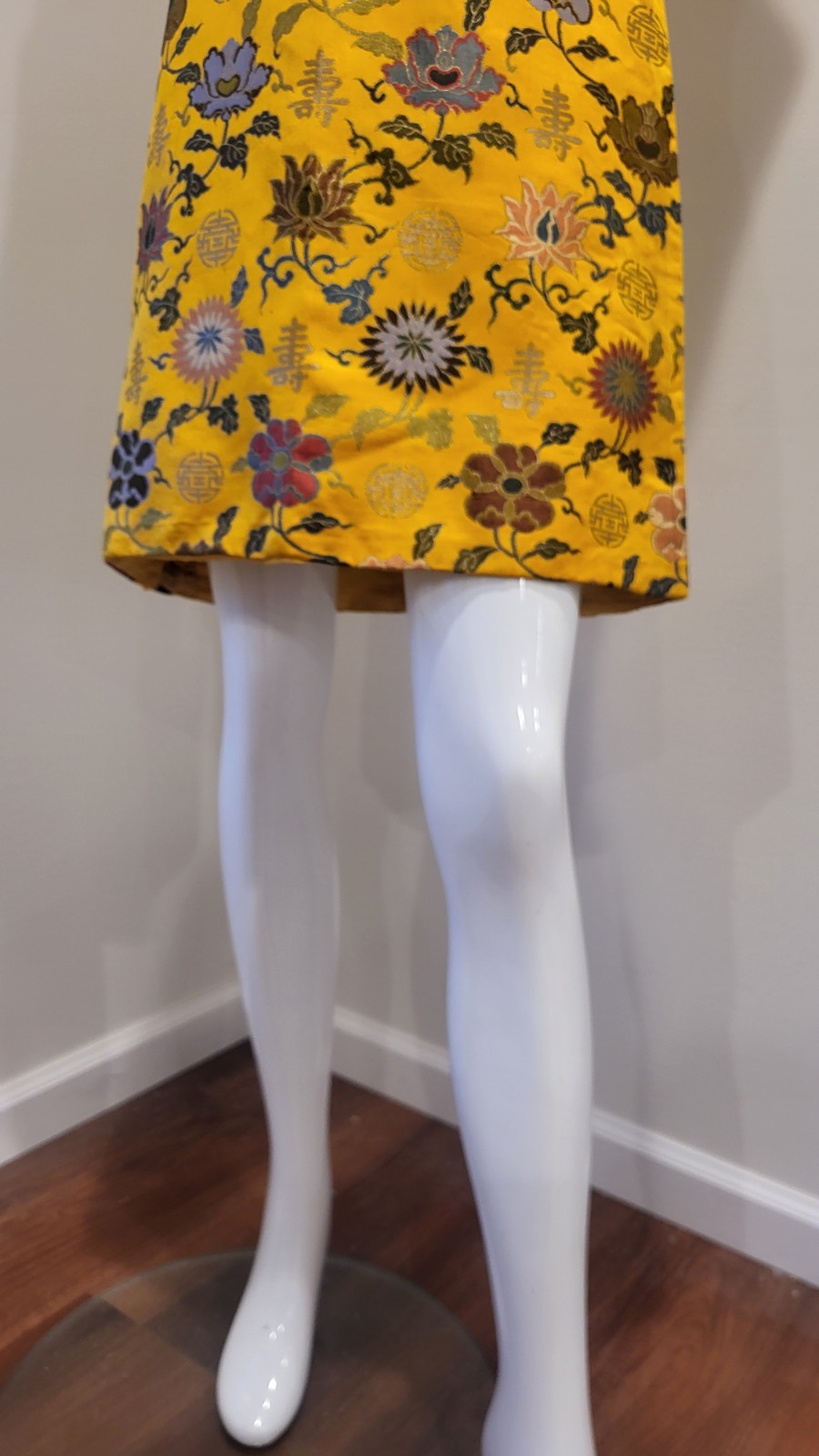 Vintage 1950s Adele Simpson Embroidered Silk Cheongsam-Style Dress (Size M)