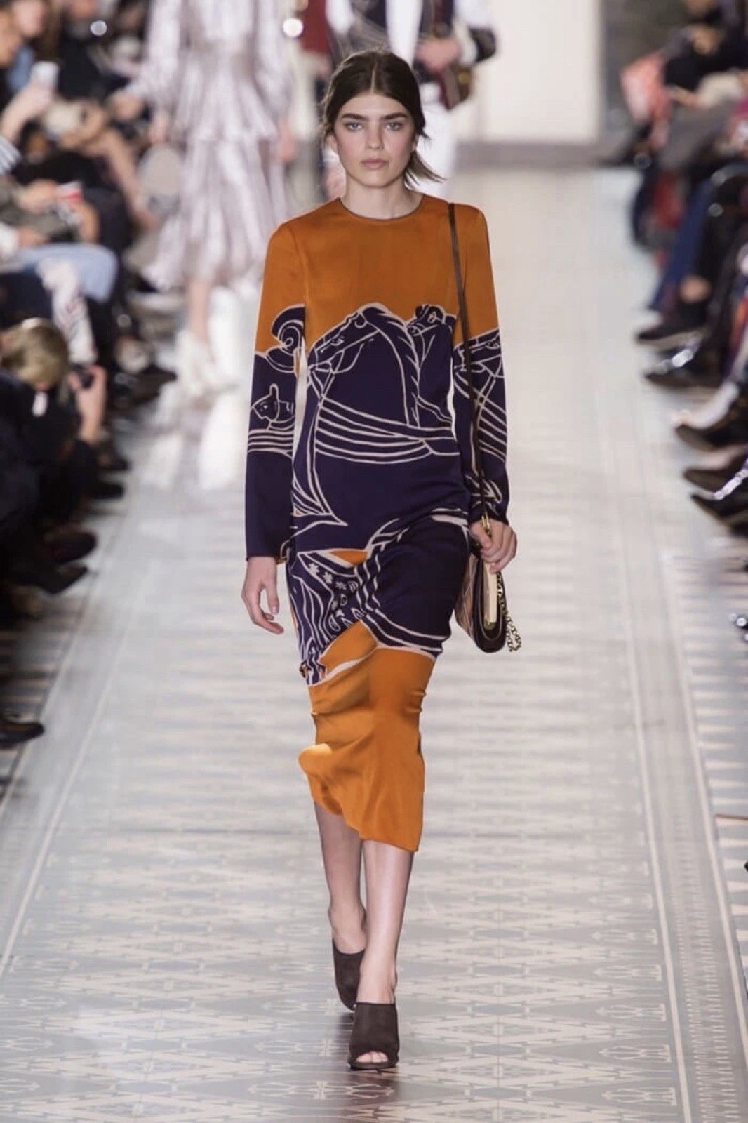 Tory Burch Runway Trocadero Long Sleeve Horse Print Midi Dress Orange Size 6
