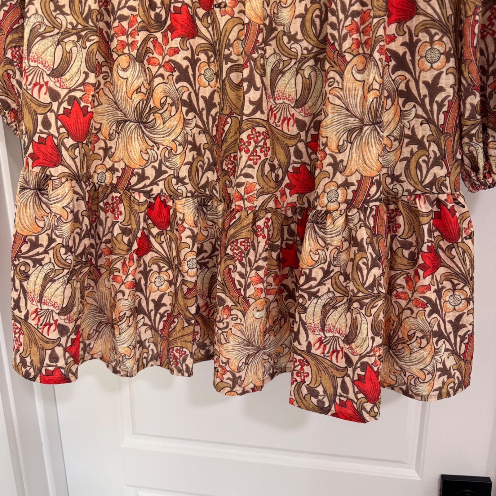 Entro Floral Smocked Mini Dress Long Sleeve Boho Tan Red Brown D21560 Womens M