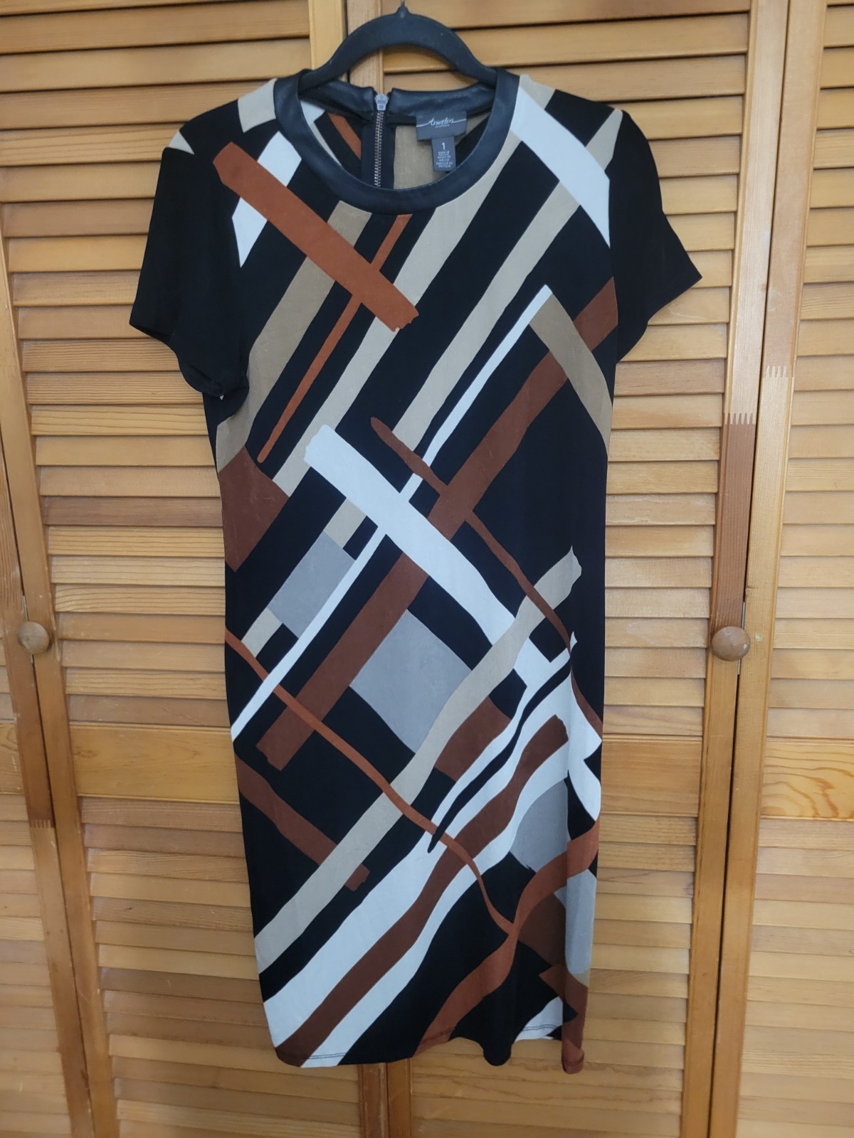 Travelers By Chico’s Black, Brown & Tan Dress Career Casual Weekend Sz 1