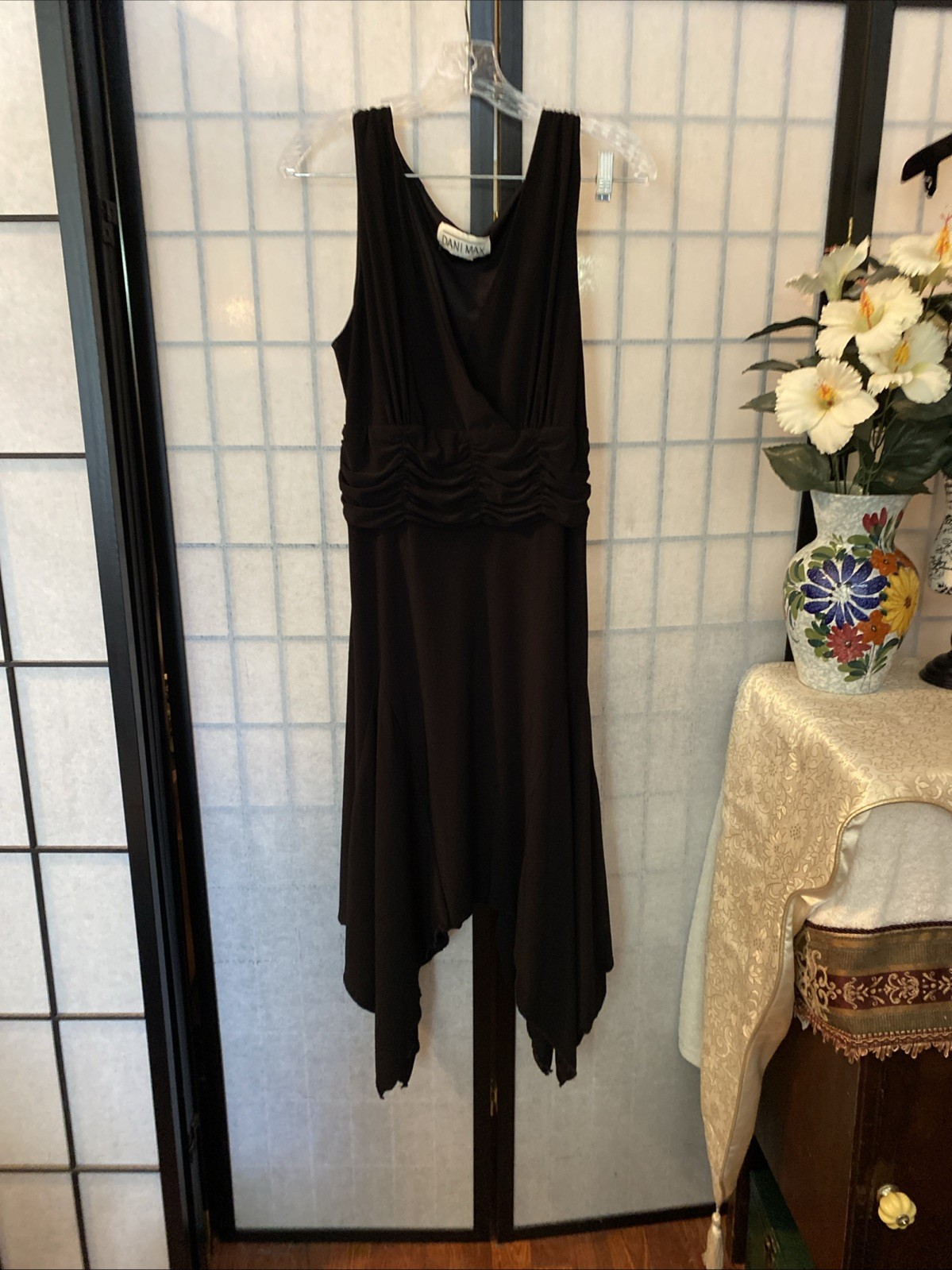Dani Max Wom Estim M Sexy Black Assymetric Handkerchief Dress Plunging V-Neck