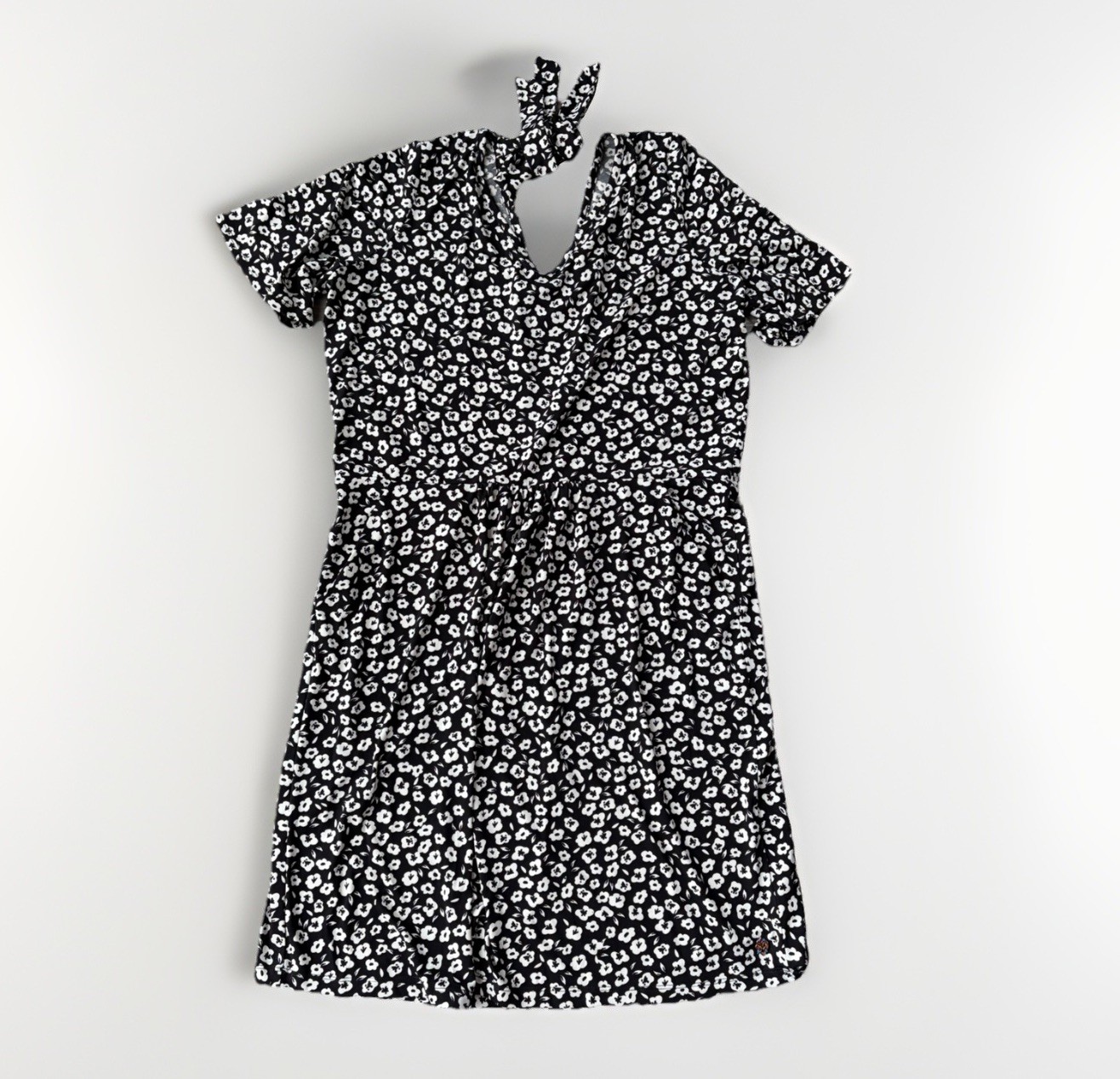 Hatley Maggie Dress XL Black White Floral Short Sleeve V-Neck Keyhole Back