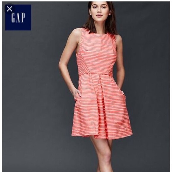 NEW Gap Womens fit & flare inverted pleat stripe dress siz 2 Sleeveless Linen EK