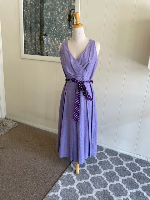 Coldwater Creek Women’s 100% cotton lilac dress, mid calf length, full back sz 6