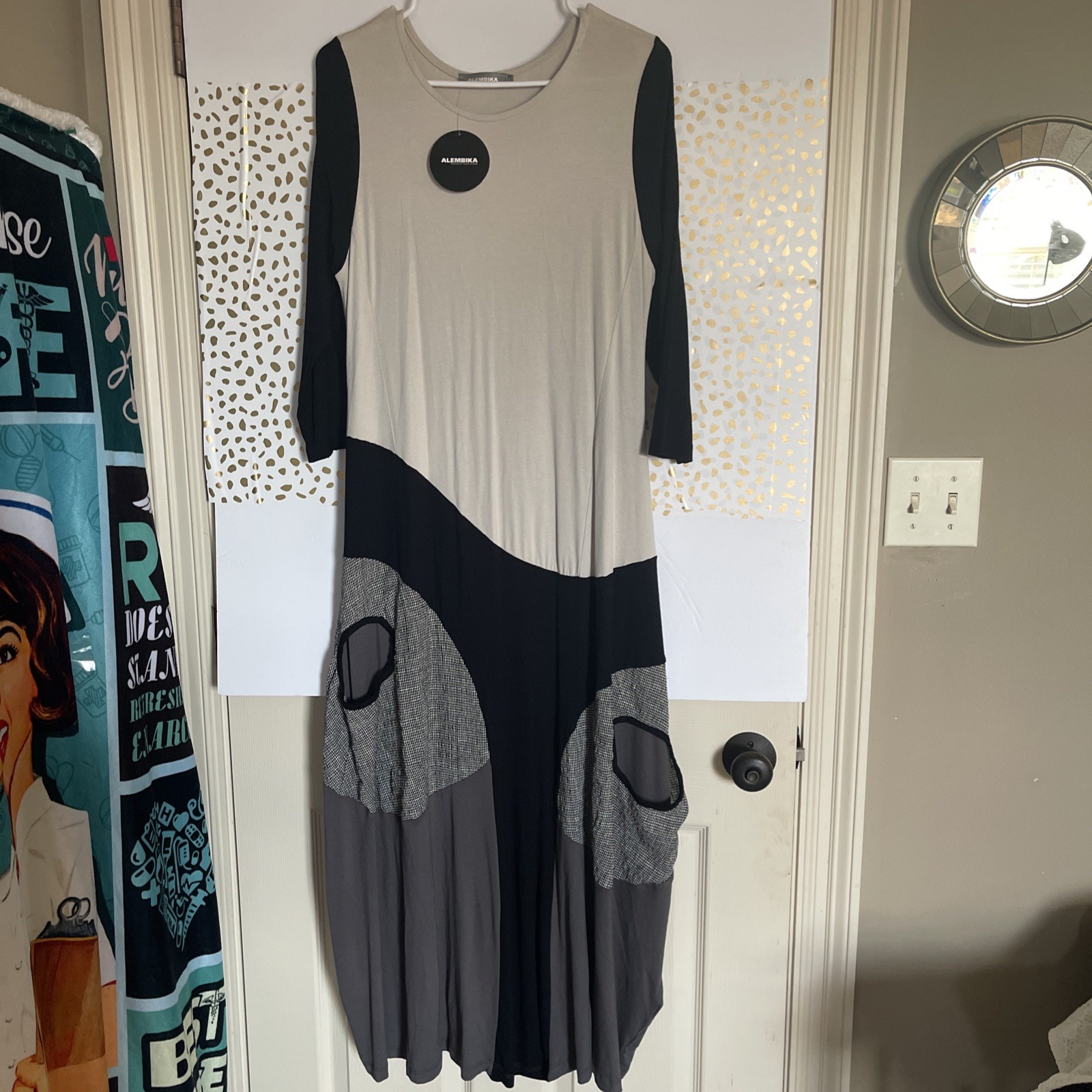 Alembika Stunning Dress Black White Israel Sz 2 fits sz 0-2 US