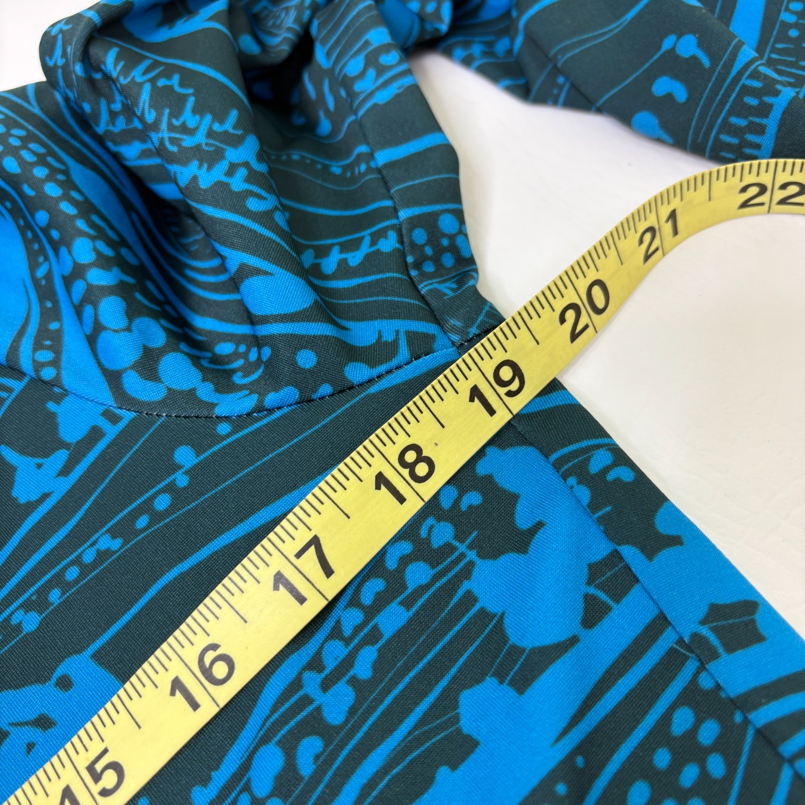 Lesley Evers Wrap Dress Size L Stretch Abstract Print Blue V-neck