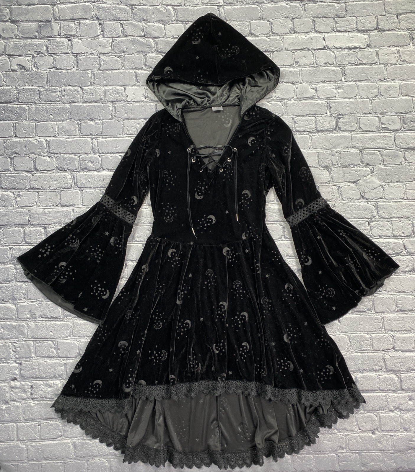 Spirit Halloween Celestial Hooded Dress L Black Velvet Witch Costume Whimsigoth