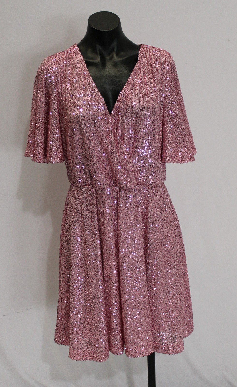Alexia Admor Women’s Fit and Flare Oakless Sequin Mini Dress AR8 Pink Medium