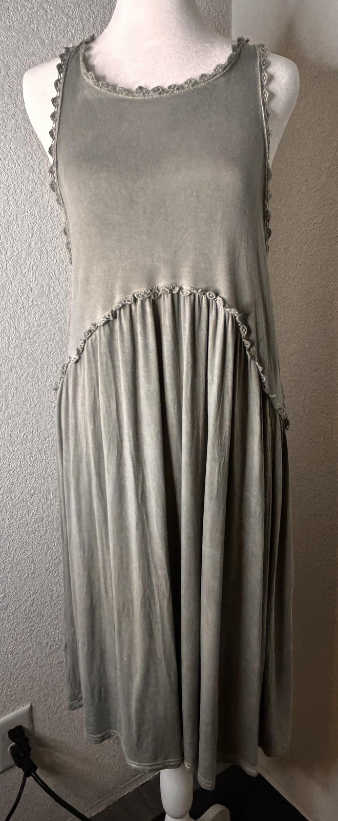 POL Anthropologie Dress Womens L Babydoll Gray Tank Crochet Zip Back Knee Length