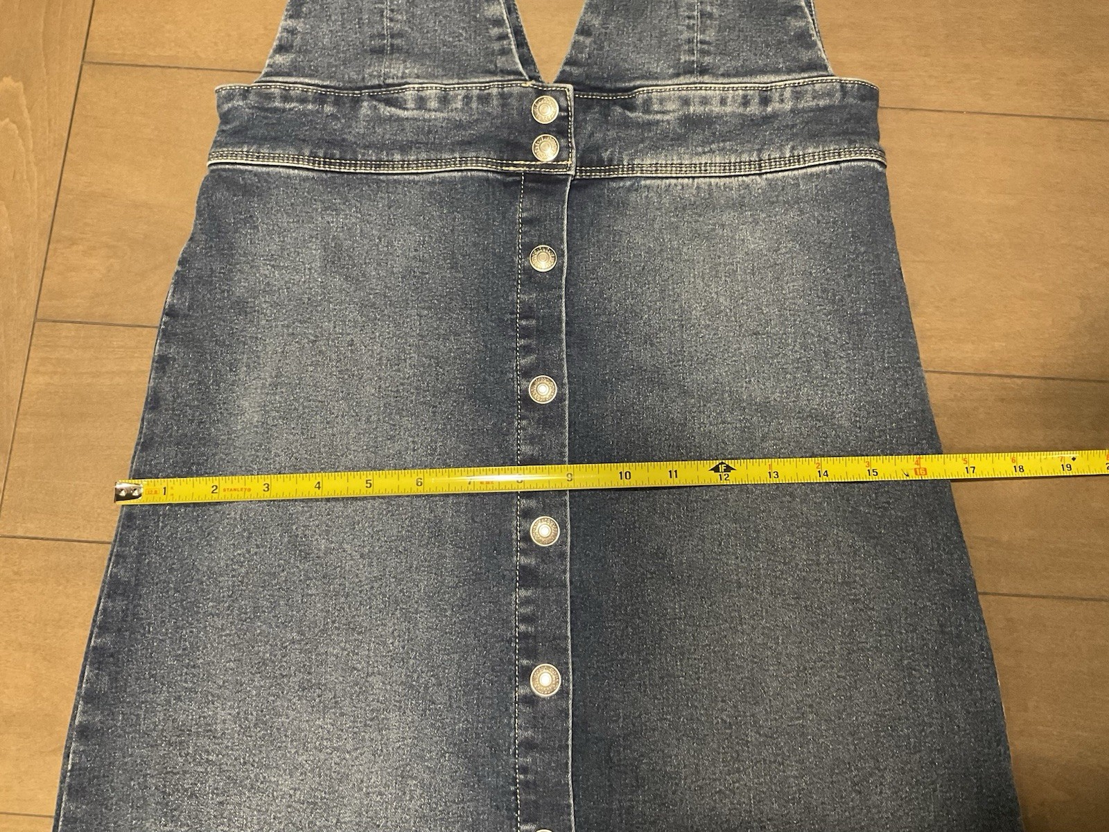 NWT Levis Womens Sleeveless Denium Snap Front Dress Size 12 Reg.