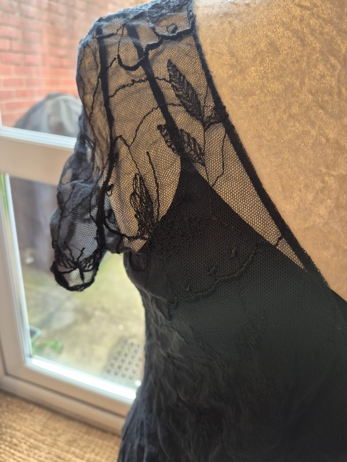 2 items. Soft pretty lace GHOST black party dress and slip Vintage, 16 & L