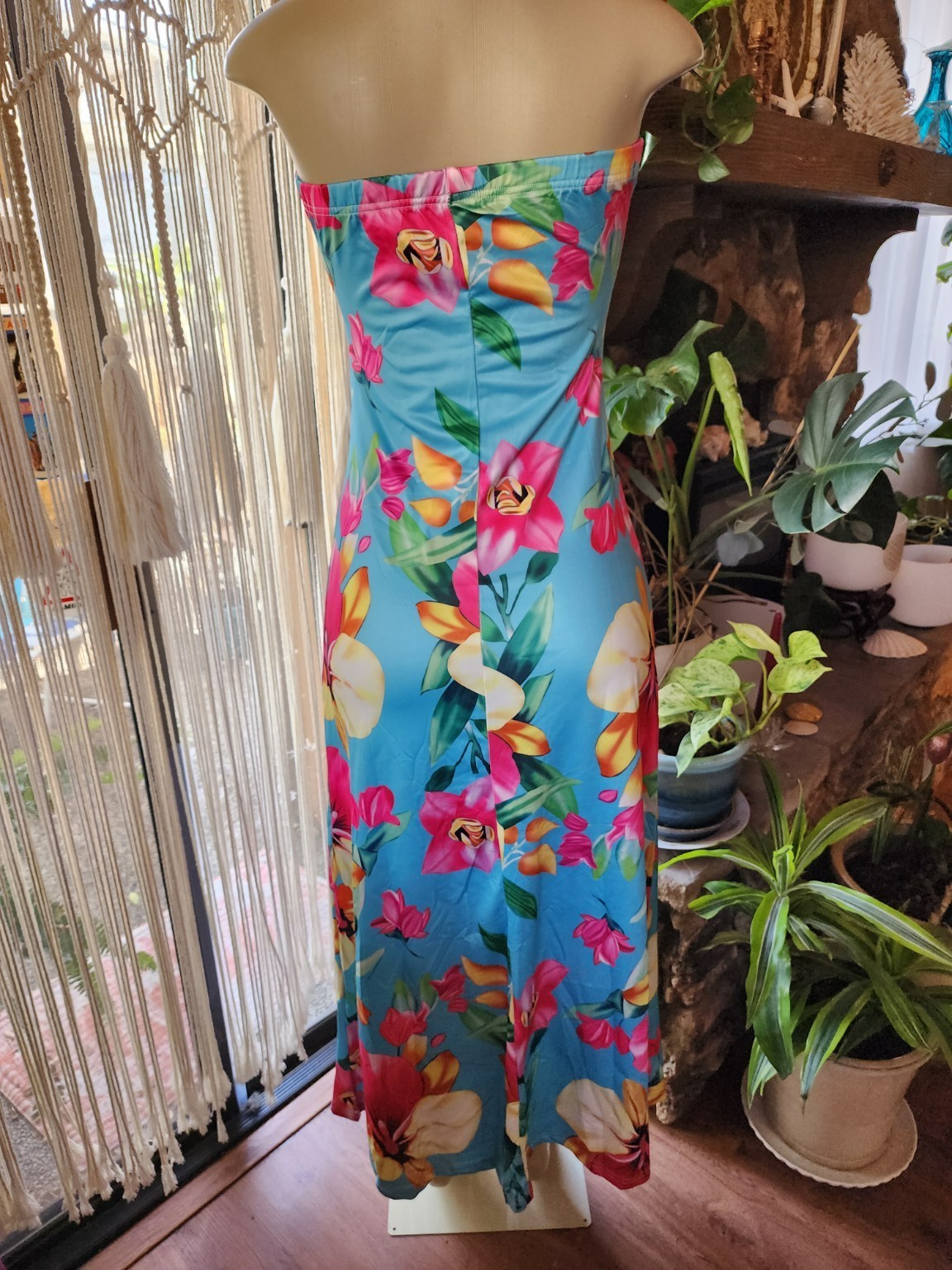 Women’s M Strapless Tropical Floral Maxi Dress Blue Pink Wrinkle Resistant