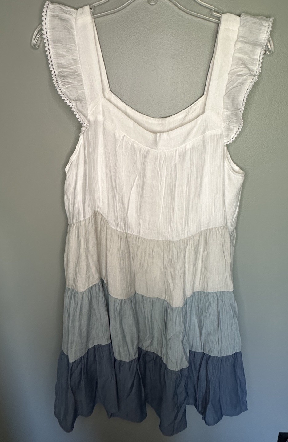 Mia & Tess Color Block Tiered Mini Dress Ruffles Tank Size Large Beachy Vacation