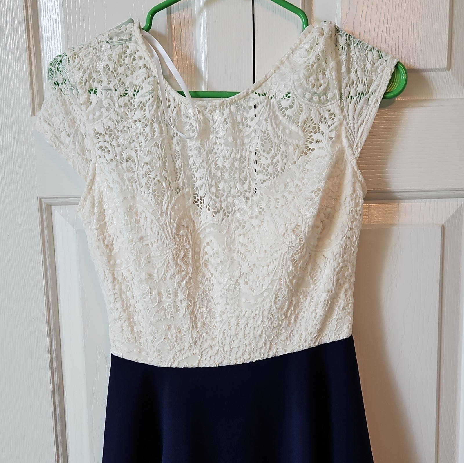B. Darlin Navy Ivory Lace Fit & Flare Dress Sweetheart Sleeveless Zip 5/6