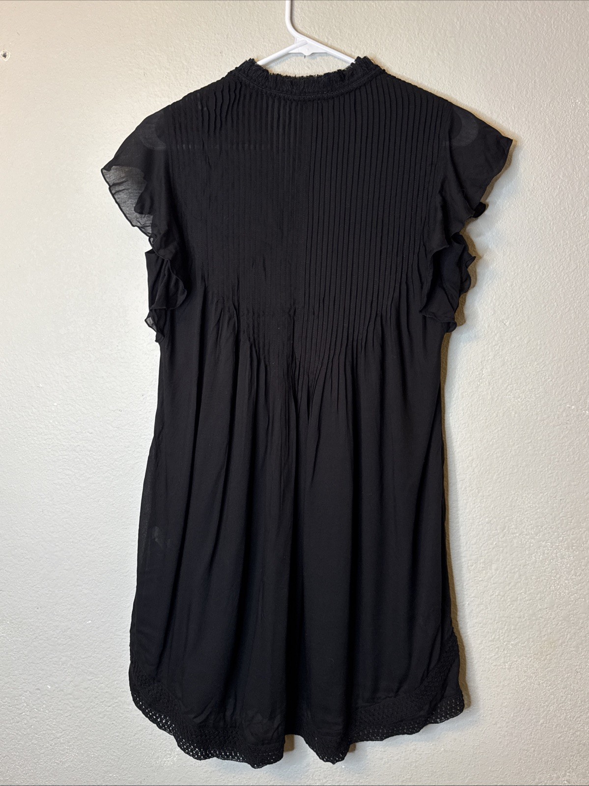 POUPETTE ST BARTH BLACK SASHA CROCHET PLEATED FLUTTER SLEEVE AIRY MINI DRESS XS