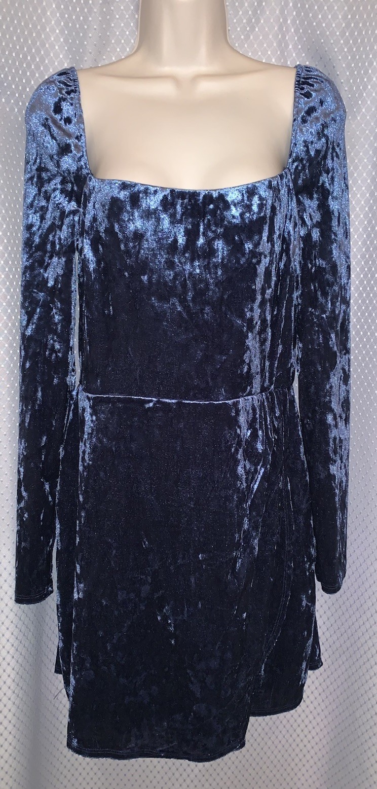 NWT Miami for Francesca’s blue velvet dress size large