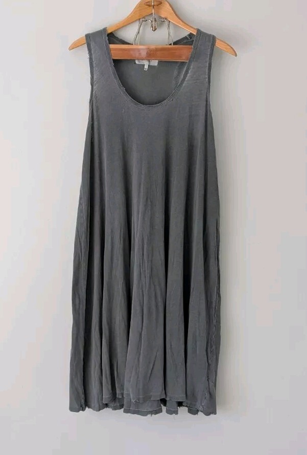 The Great Dress Women’s 2 M Gray Weathered Tank Distressed Midi Minimal