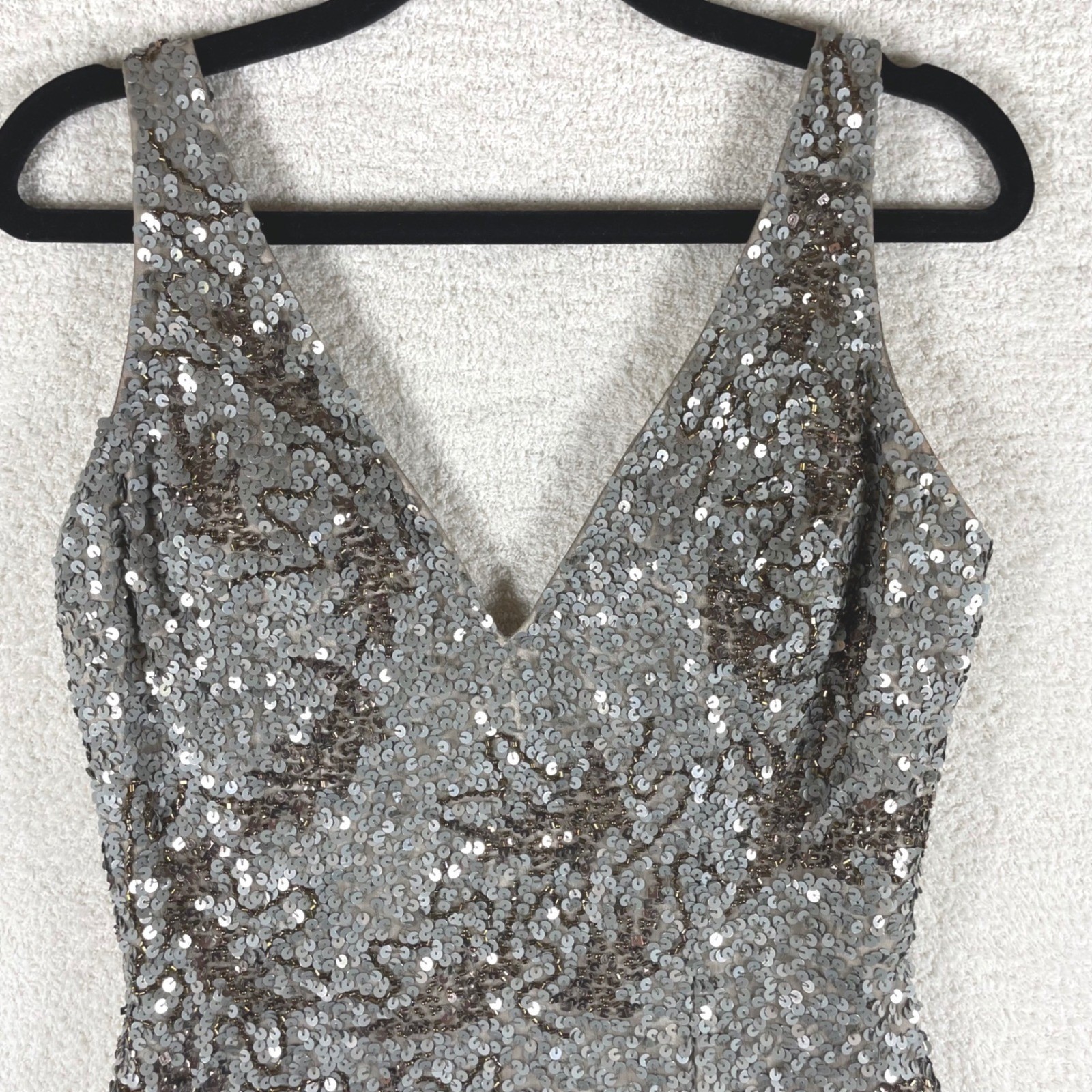 scala 100% silk sequin beaded mini cocktail dress 4 v-neck formal occasion party