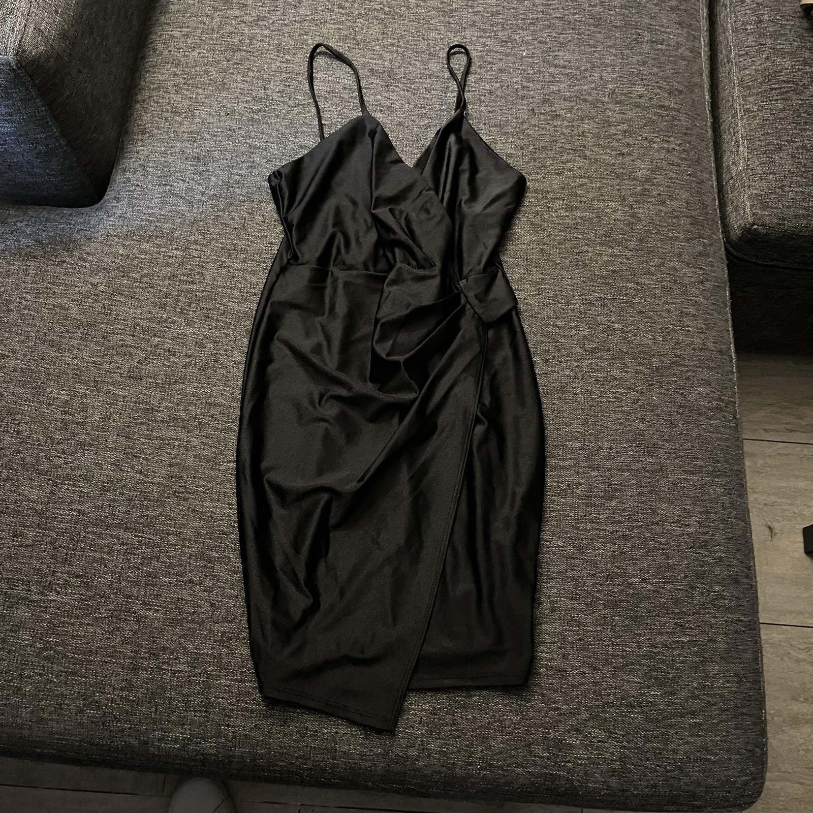 Papaya Dress Womens Medium Black Satin Bodycon Wrap Spaghetti Strap V Neck