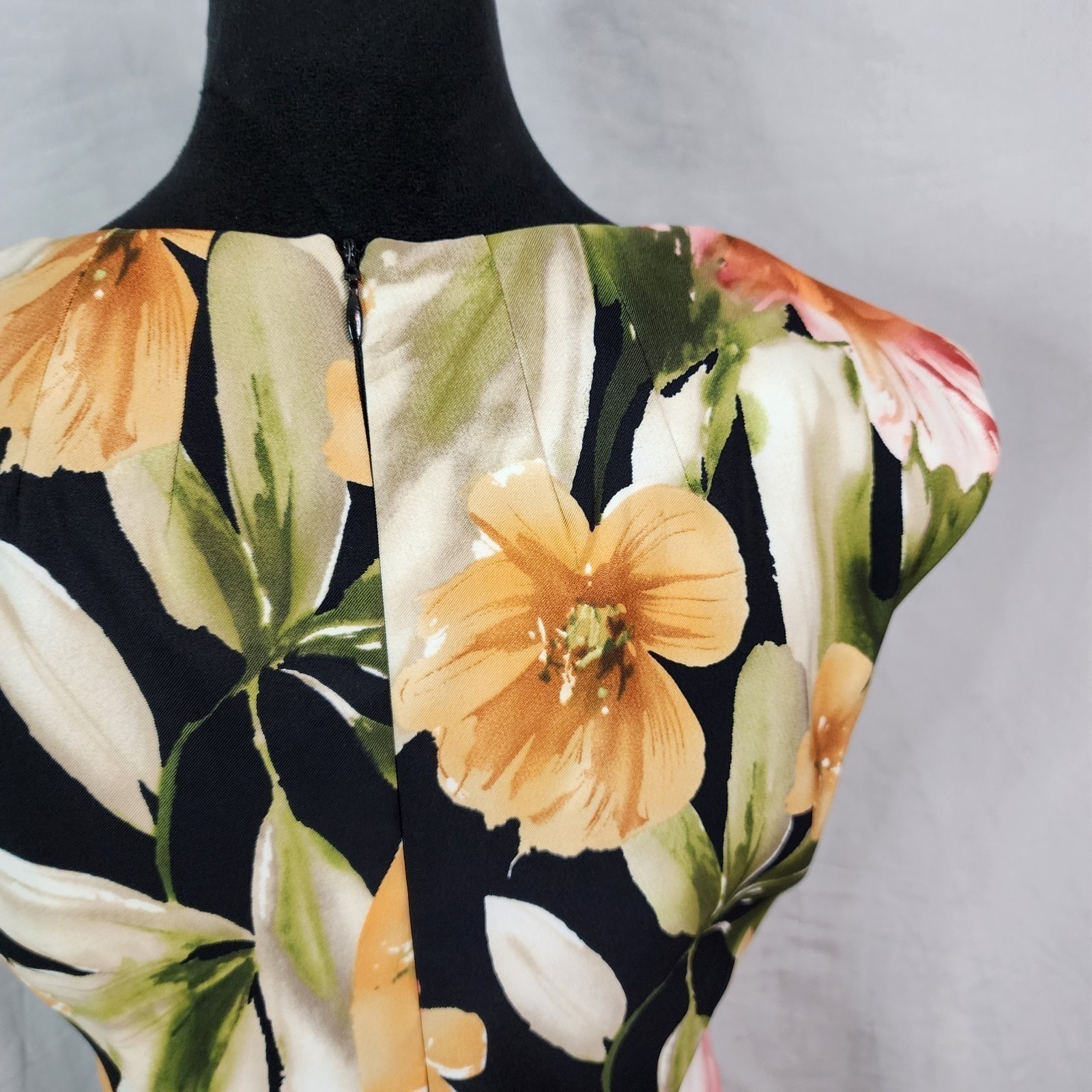 CONNECTED APPAREL Size 10 Floral Queen Anne Sweetheart Career Sheath Dress