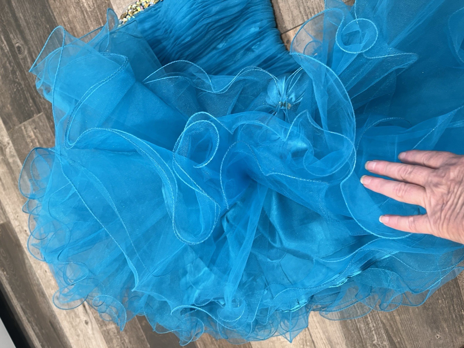 sherri hill 2326 Turquoise size 2 cocktail dress bow Rhinestone Flounce Ruffle