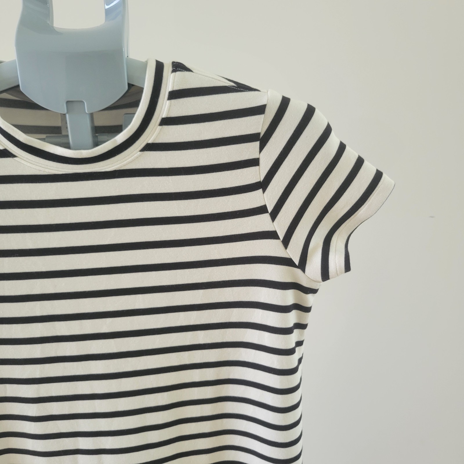 SPANX AirEssentials Striped Maxi T-Shirt Dress –Small – Black & Cream Side Split