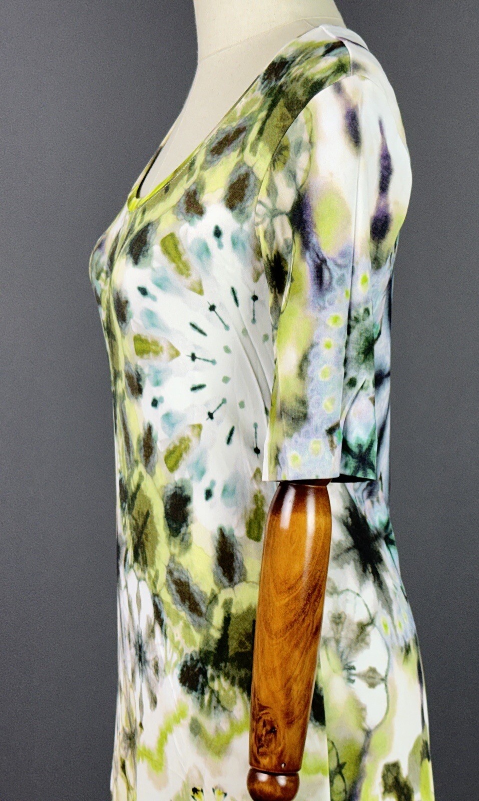 MARGITTES Multicolor Abstract Art Print Viscose Long Shif