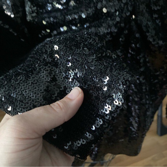 NWT GAUGE81 Midar Black Sequin Cocktail Mini Dress Plunge Twist Front Size M