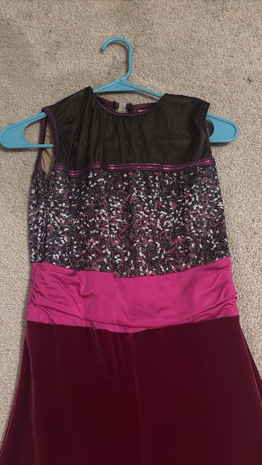 XOXO Juniors 9 Purple/Black Velvet Sequin Keyhole Sleeveless Long Gown