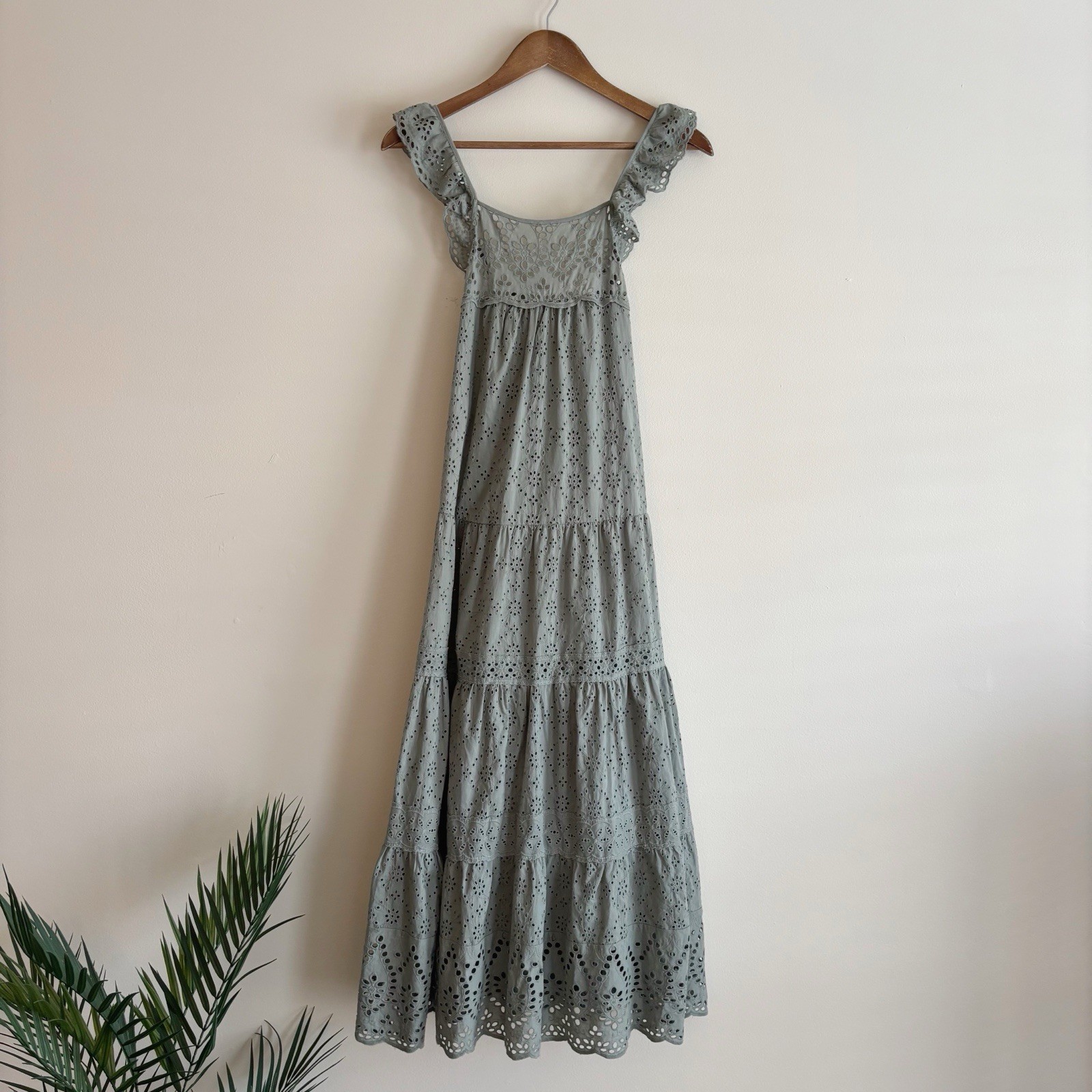Current Air Sage Green Tiered Eyelet Midi Dress XS Bohemian Summer