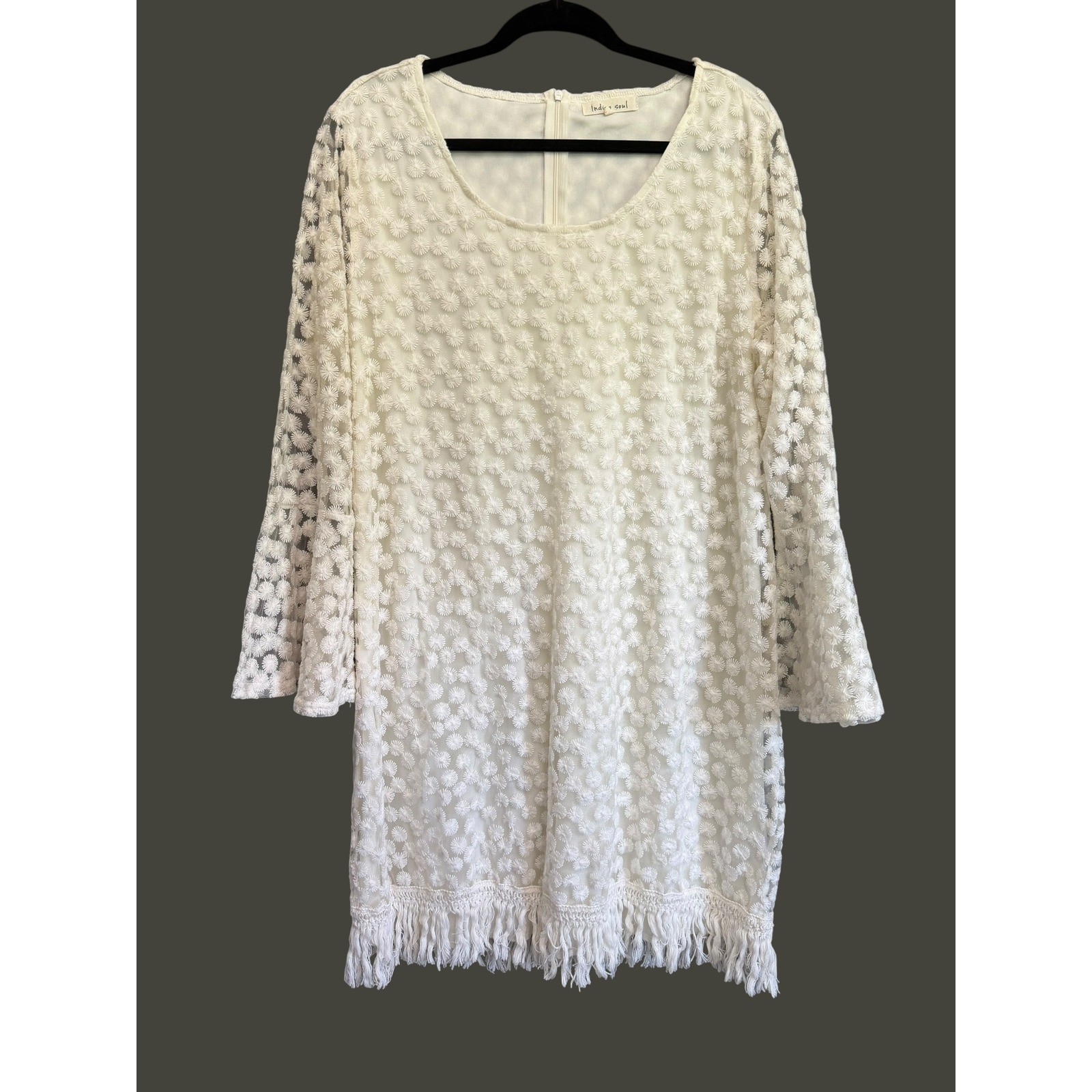 Indigo Soul White Floral Embroidered Mesh Bell Sleeve Fringe Shift Dress XL