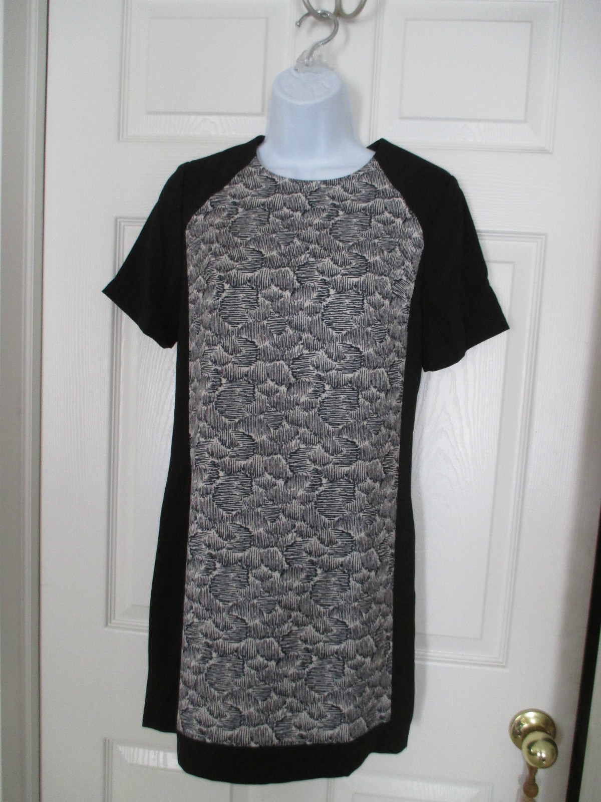 Pink Martini Modcloth Colorblock dress black & white Size S NEW