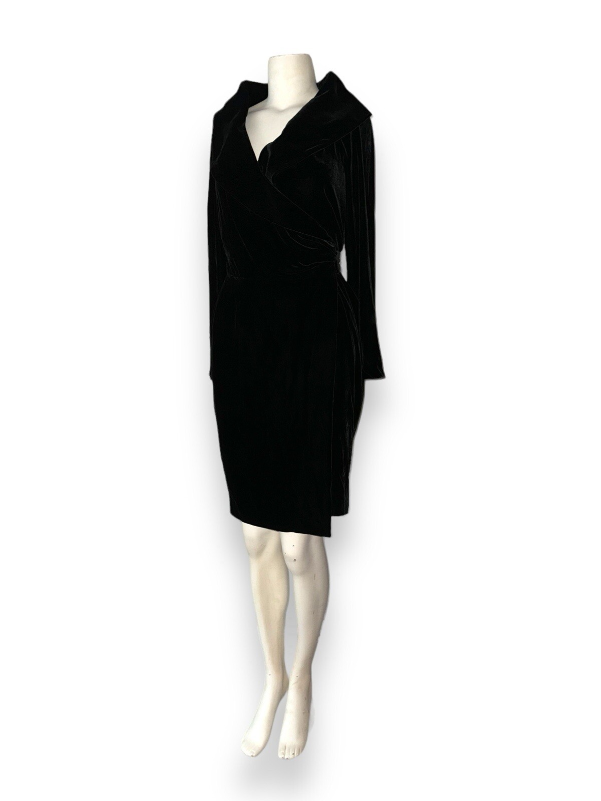 LAFAYETTE 148 Velvet Wrap Dress Fold-over Collar Knee Length Black Petite size 4
