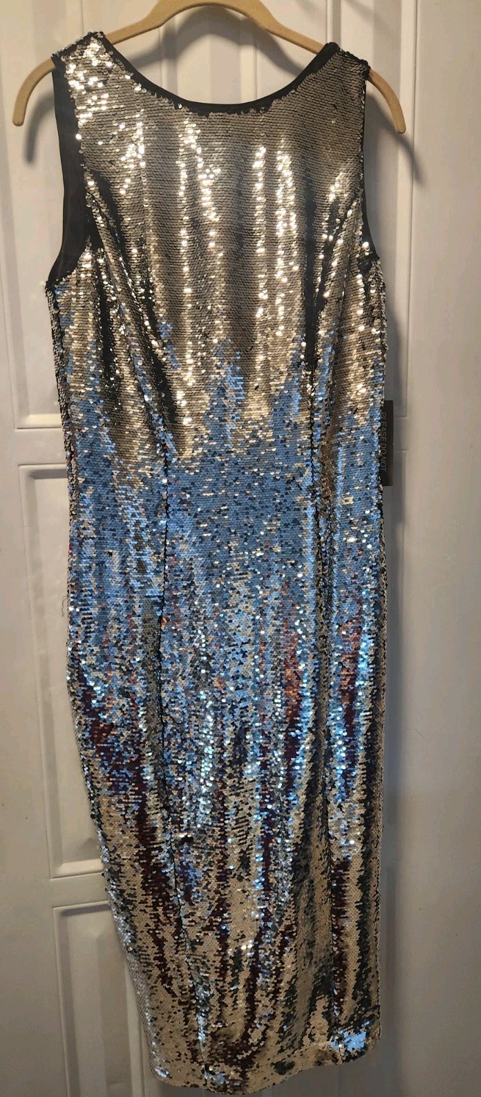 Eva Mendes NY & CO NWT Silver Black All Over Color Change Sequin Dress Size M