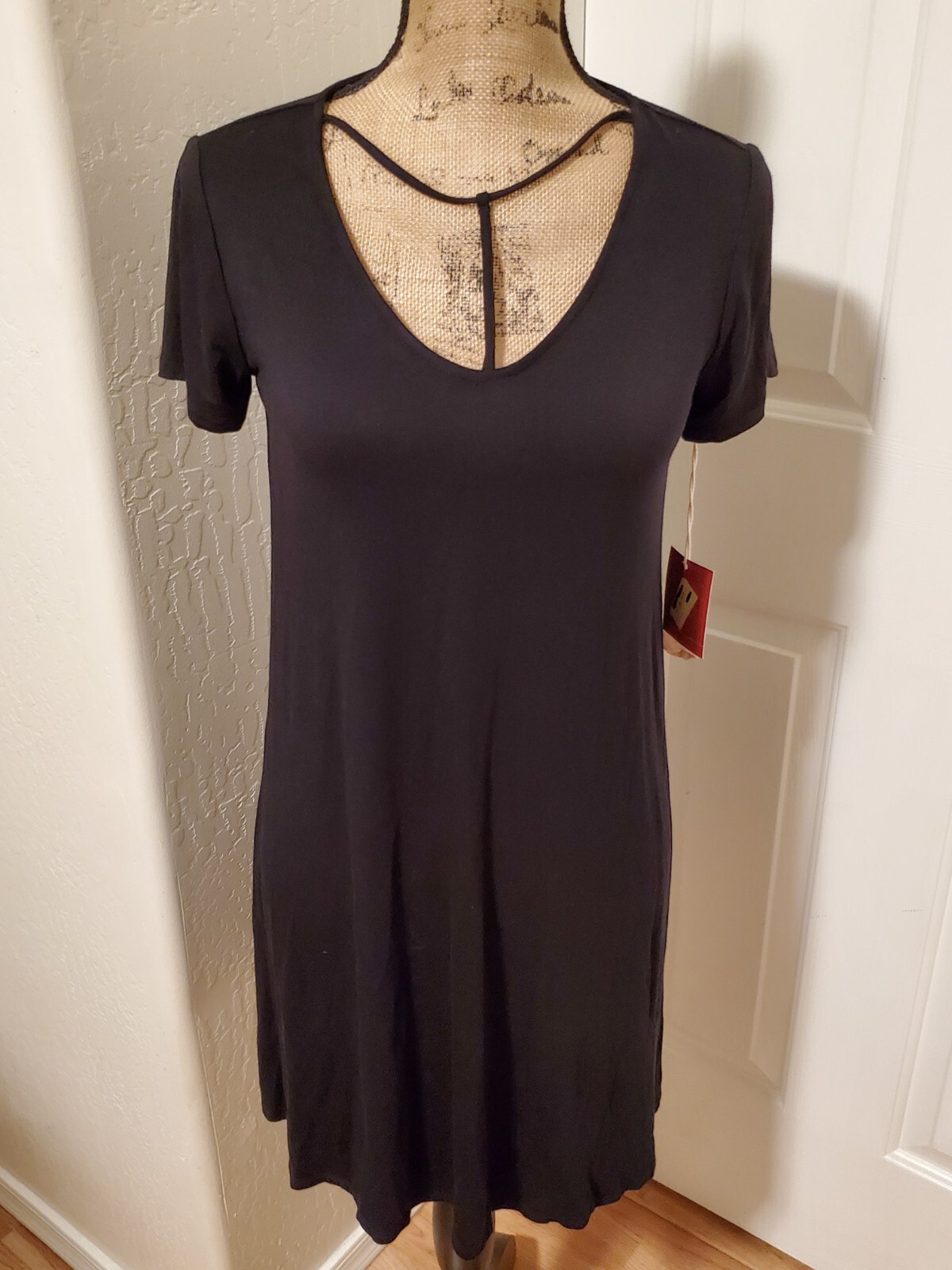 Mossimo Women’s Size XS Black Short Sleeve Knit Sheath Dress NEW