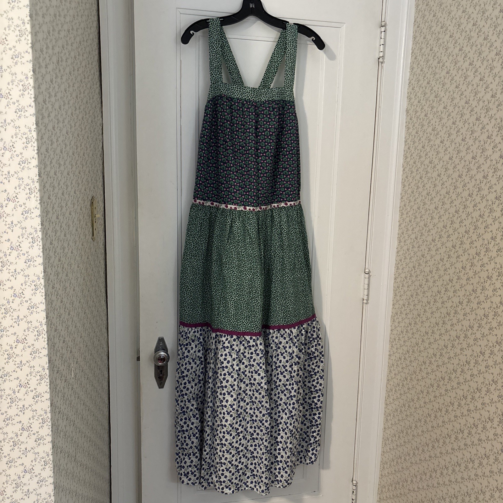Gap Women’s Size M Floral Tiered Sleeveless Maxi Dress Cottagecore Boho Pockets