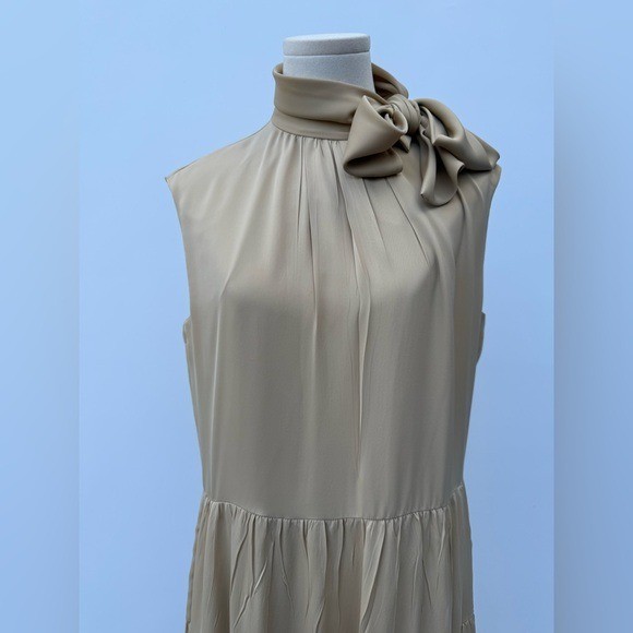 Theory Project Tiered Georgette Maxi Dress In Wheat Size 4