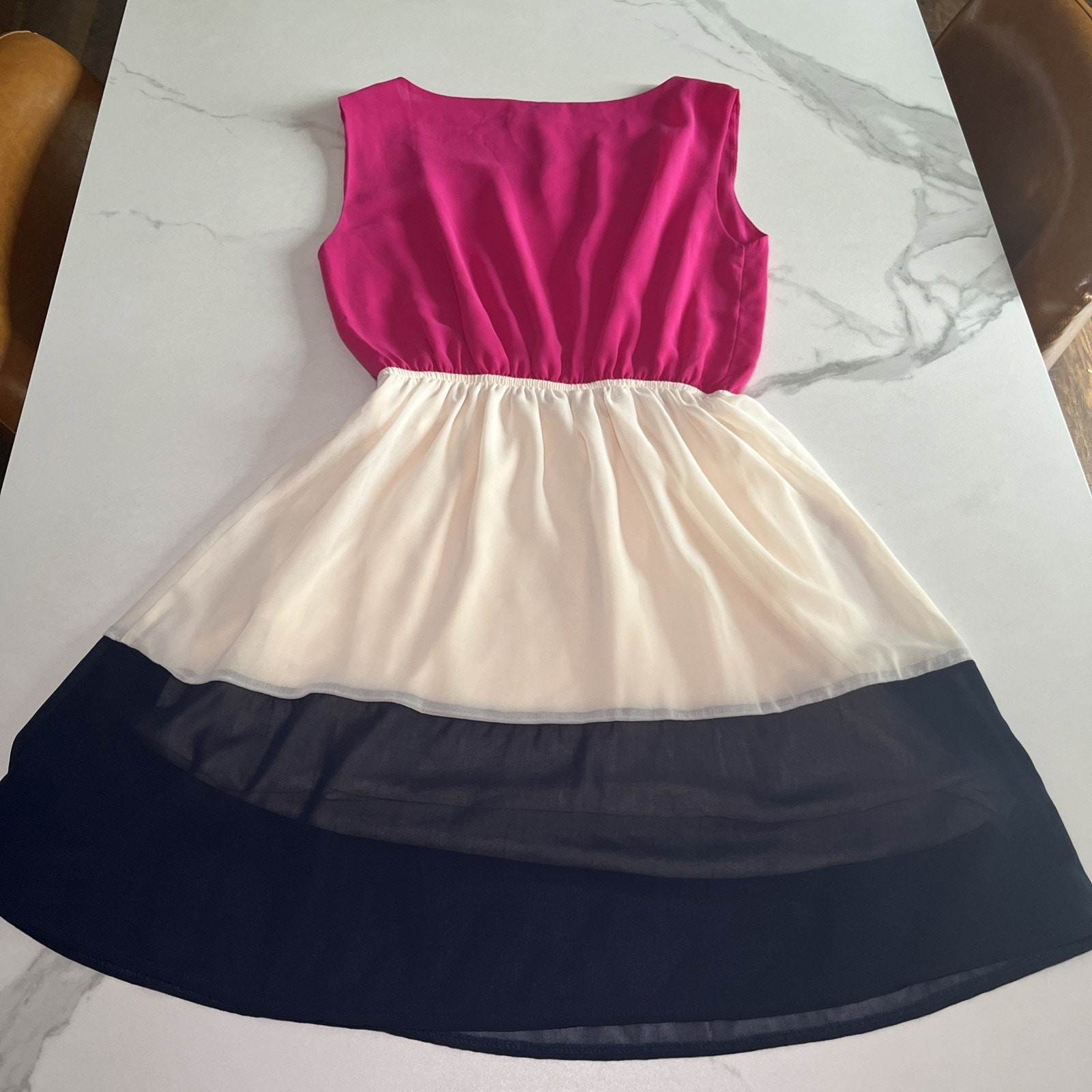 NWT In Style Pink Ivory Blue Color Block Dress Sleeveless Pullover Size Small