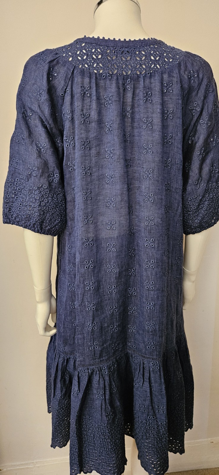 0039 ITALY navy blue 100% linen fully embroidered Maibelyn dress M bnwot rrp£250