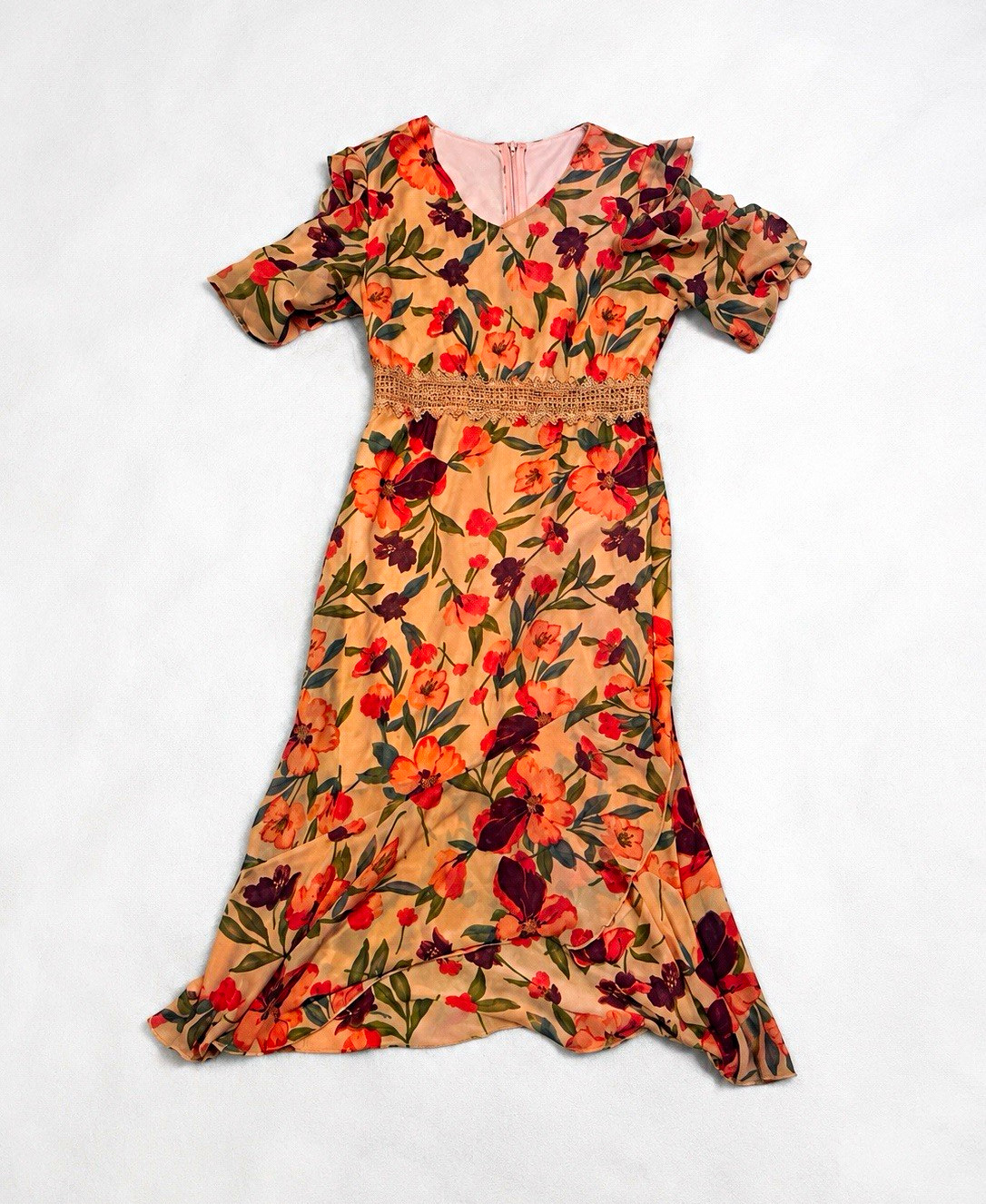Women’s Beige Floral Chiffon Ruffle Puff sleeve yi man zip up dress (size L )