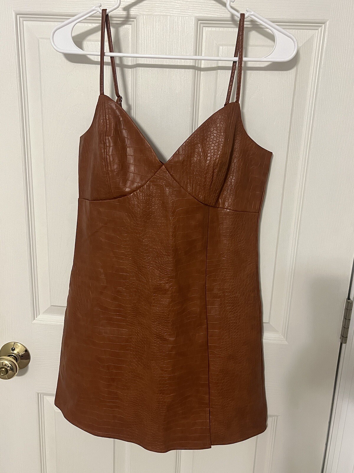NWT Le Lis Collection Womens Camel Croc Dress w/ Adjustable Straps – Size Medium