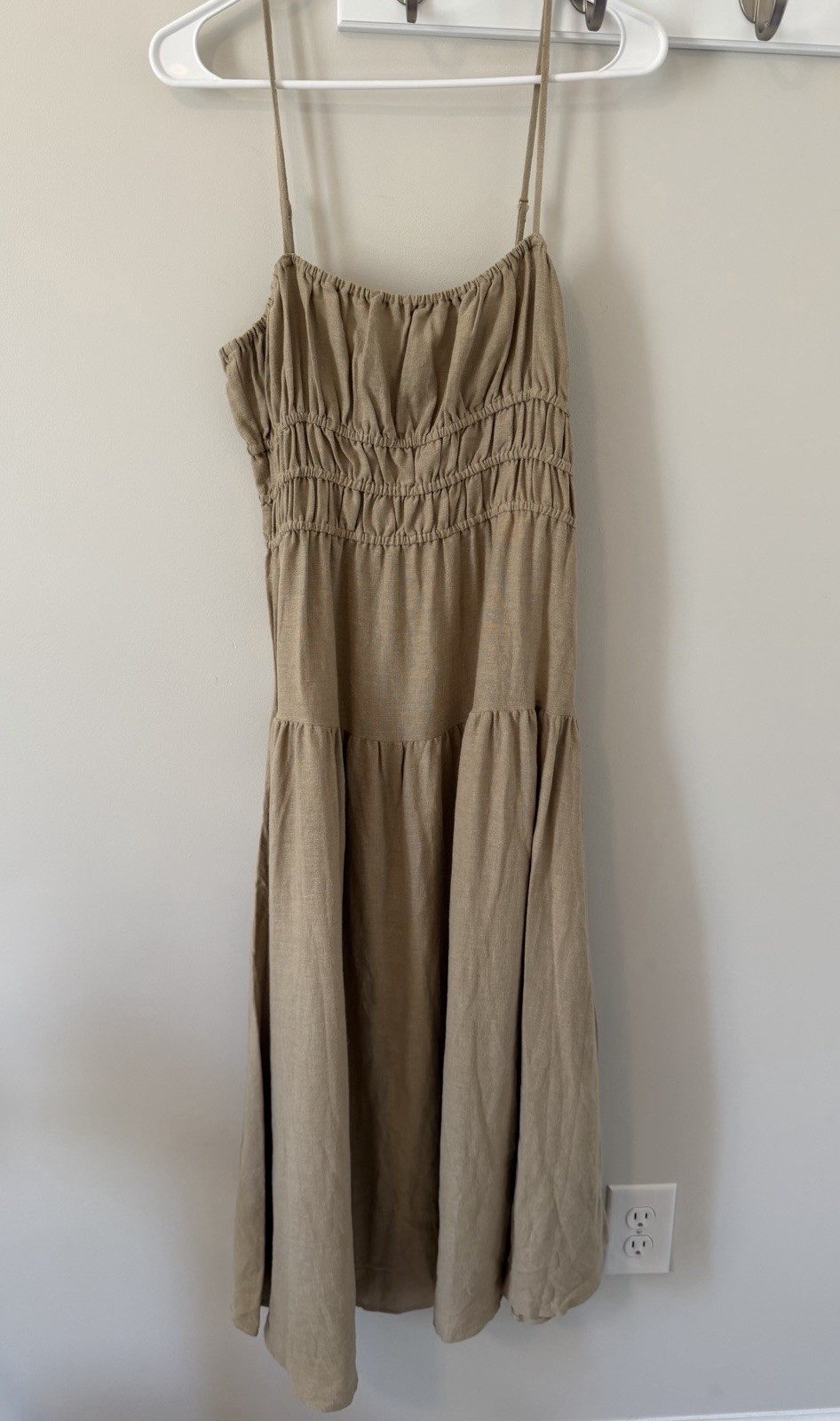 WEWOREWHAT Scrunchie Midi Dress Linen Blend Tan Women’s Size Medium