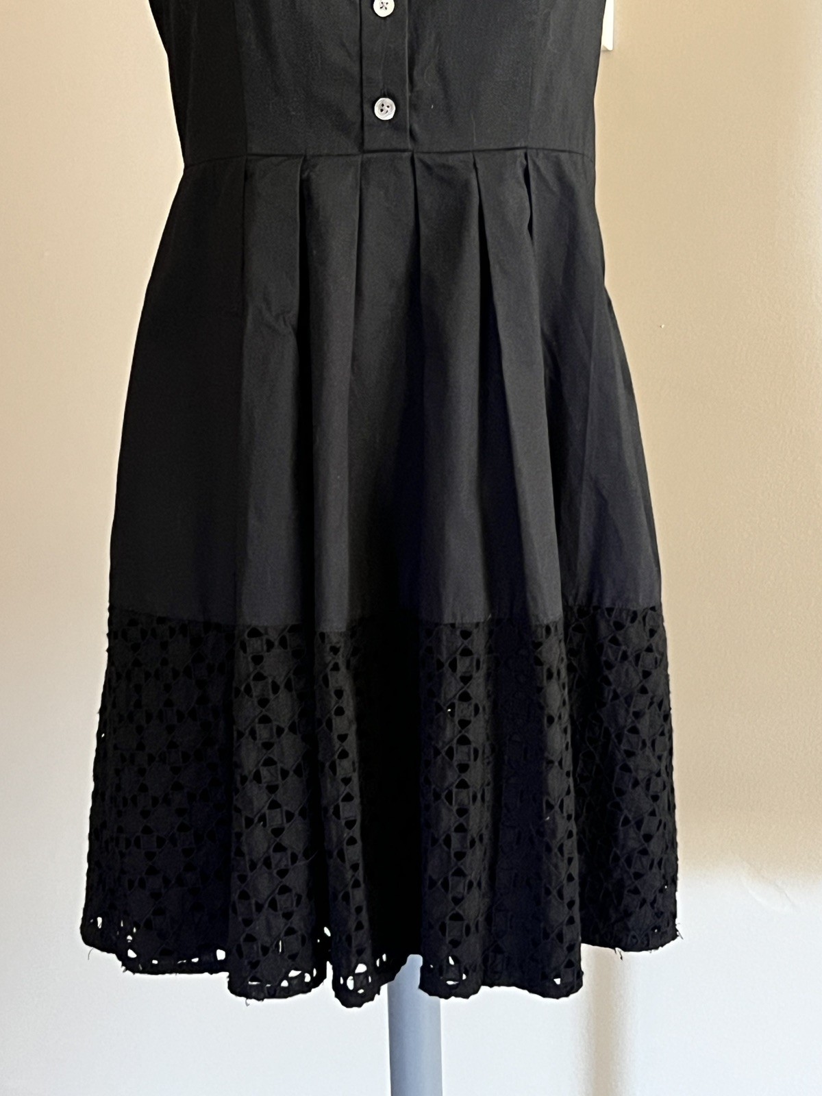 Ann Taylor Black Sleeveless Eyelet Shirtdress 00P
