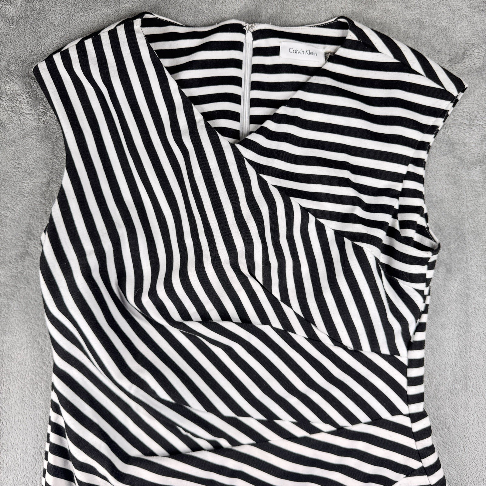 Calvin Klein Black White Striped Stretch Sheath Dress Women’s 10 Sleeveless