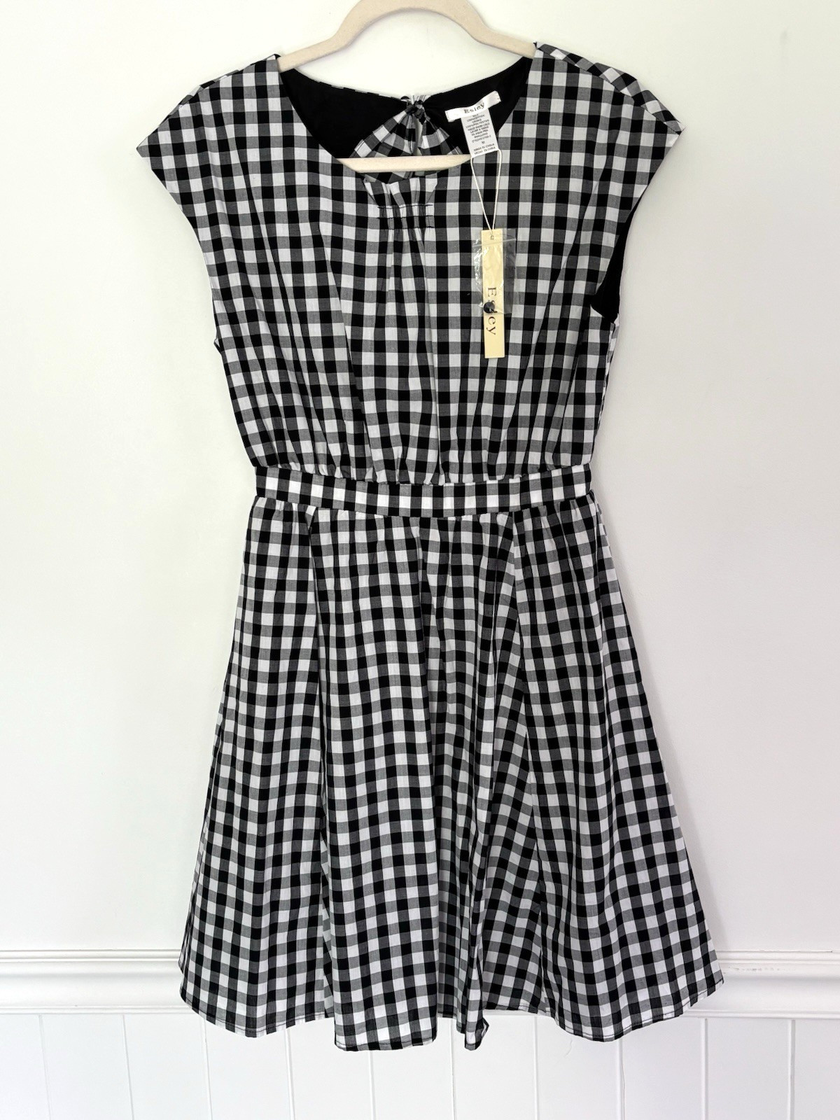 Easley Gingham Plaid Open Back Dress Size Medium NEW Classic Holiday Neutral A82
